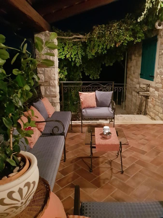 Villa Slivari Zminj Ngoại thất bức ảnh